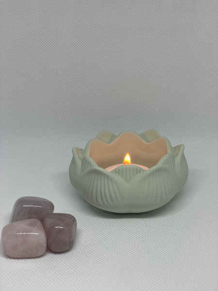 Lotus candle holder